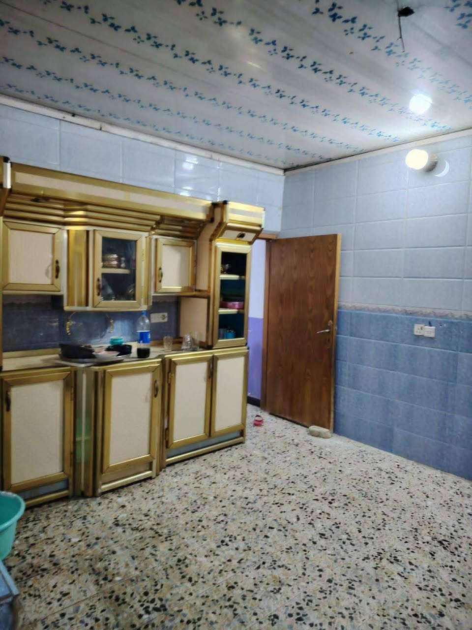 دار للرهن 200 متر 💒
سايدين المطار خلف سما بغداد الاهليه 💁🏻‍♀️
يحتوي على غرفتين وصاله ومطبخ واستقبال وصحيات🚪🚪
سعر الرهن 13 مليون 💵


**إذا كنت صاحب هذا الإعلان وتريد حذفه لأي سبب، رجاءا أرسل رسالة إلى الدعم الفني**