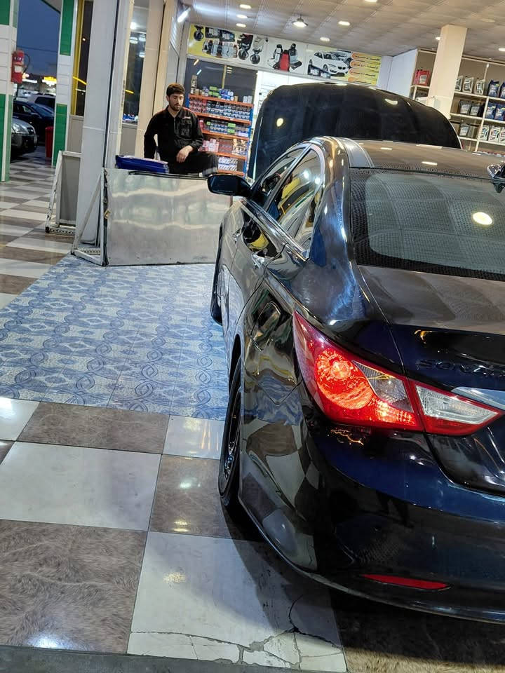 سوناتا 13 ادوات
دوش بانزين 
فول 1 الى 1  كامل مواصفات
ارقام وسنويه اللماني الجديد السنويه فسفوره
البصره بصره
طبعا مكصوصه وجاهزه من كلشي السعر 50$
***********
