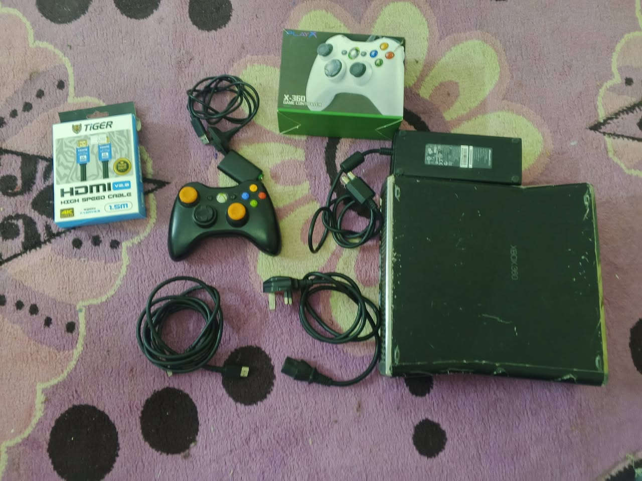 سلام عليكم من رخصة الادمن
Xbox-360

1-عدد الالعاب 10

2-النضافه 95 

3-جوستكات عدد 2 واحد واير ليس+البطاريه--وواحد واير

4-واير HDMI عدد 1 واحد احتياطي 

5-العاب فورزا+ريديد+gta5+كول اوف ديوتي زومبي الاول و الثاني +ماين كرافت+كول اوف ديوتي مودرن +سيارات بلور +اساسين كريد

السعر -155 و بي مجال 

المكان واسط 

رقم ***********
