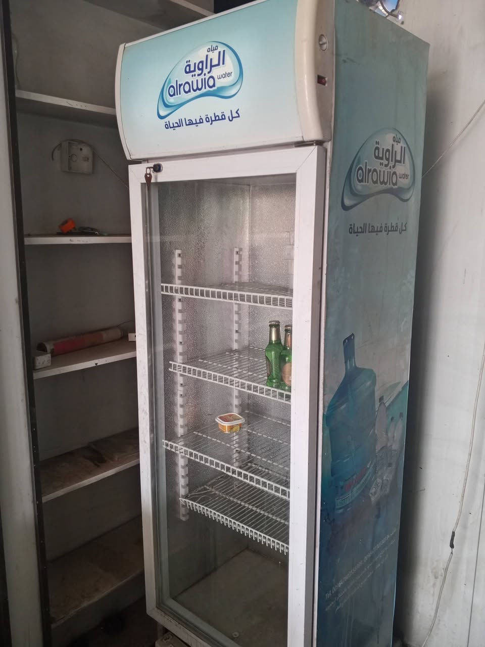 السلام عليكم عارضه عاموديه
سعرها 275. مكاني بغداد البياع الشهداء. 
شراي خابرني وبالخدمه ***********. 
شرط على الفحص.
