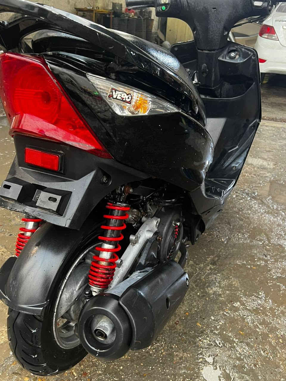 السلام عليكم دراجة ثعلب للبيع بوش بستم بلادي دراجه مبدله بس ولفات سعر دراجه 350 وبيه مجال حك الجيه بغداد الدورة *********** شراي يتصل
