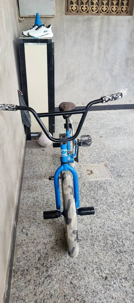 سلام عليكم
للبيع سعر 140 قفل


**إذا كنت صاحب هذا الإعلان وتريد حذفه لأي سبب، رجاءا أرسل رسالة إلى الدعم الفني**