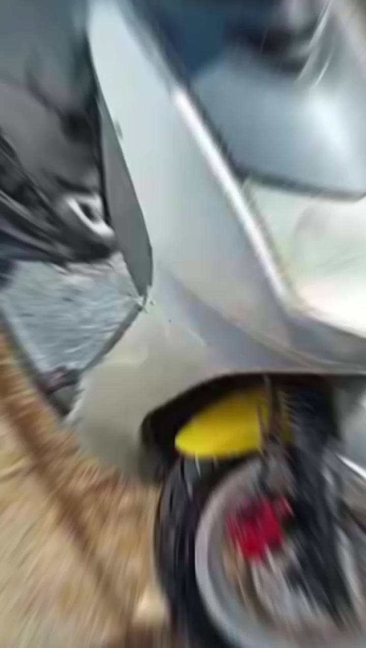 سلام عليكم درجه سكنس نثيه للبيع درجه حلو مكينه مبدل بيه بس زنجيل ومشيه حلو سعره 175وبيه مجال الطيبين متواجد عل فيس


**إذا كنت صاحب هذا الإعلان وتريد حذفه لأي سبب، رجاءا أرسل رسالة إلى الدعم الفني**