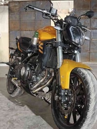 دراجه نوع بطح بنلي مكينه 302cc السرعة القصوى 180Km  موديل 22 رقم وسنوي...