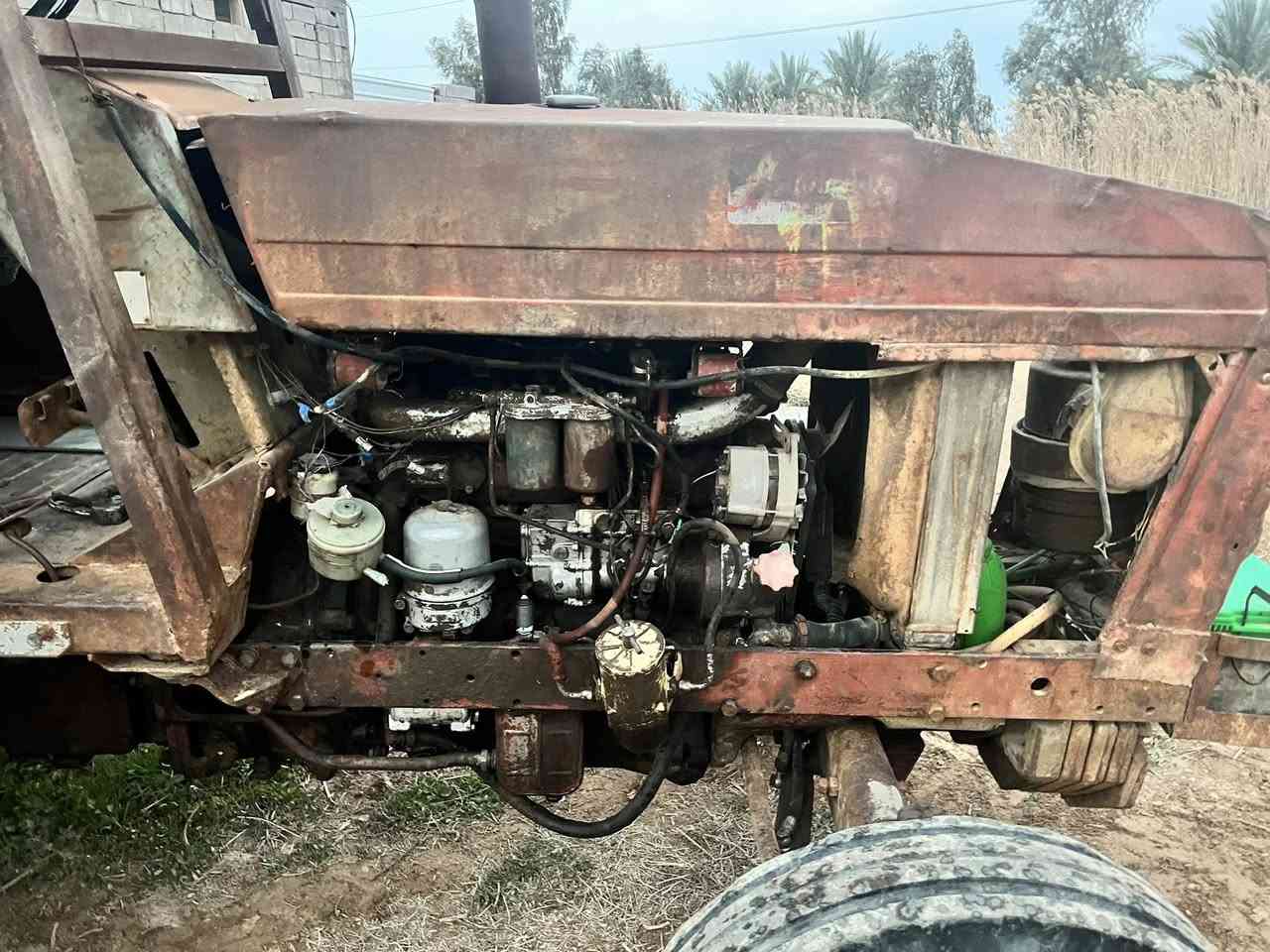 السلام عليكم عنتر 80 للبيع محرك كير اكسل هودروليك كله مكفول مع كير وأكسل وهودروليك احتياط مع عربانه قلاب مع عربانه شاصي مع رقم وسنويه السعر 7500وبيها مجال 
للاتصال ***********
