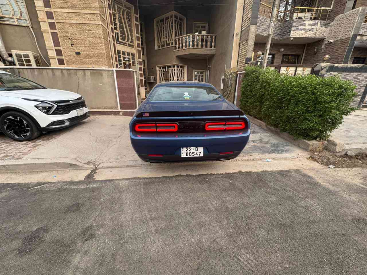 جالنجر ٢١
مواصفات SXT
تحكم ستيرن
لايتات زنون 
بصمة 
شاشة وسط 
لون مميز سياره ماشيه 43
حادثها جاملغ ودعاميه فقط
محرك 6
رقم اربيل جديد
سعرها 180
و بيها مجال
ماشيه ٤٣ 
***********
غير متواجد عالماسنجر
