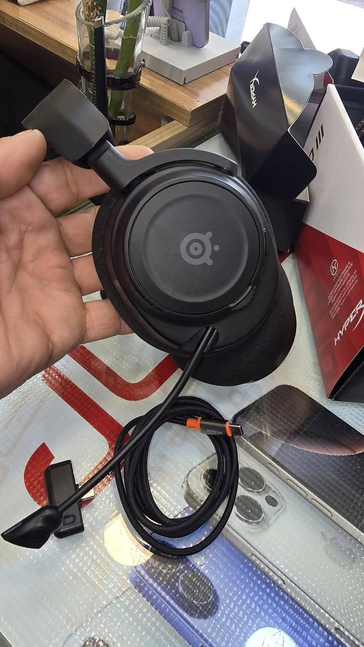 عندي سماعتين للبيع
سماعه هايبر اكس كلاود ٣ 
وسماعه ثانيه ماعرف اسمه شوفوها بصور 
هايبر اكس نظافه 100استعمال قليل 
وسماعه ثانيه كذالك نظافه 100 استعمال قليل 
بس كارتونه مالته ماهيه 
بيع او مراوس بسماعه سوني 
توصيل متوفر


**إذا كنت صاحب هذا الإعلان وتريد حذفه لأي سبب، رجاءا أرسل رسالة إلى الدعم الفني**
