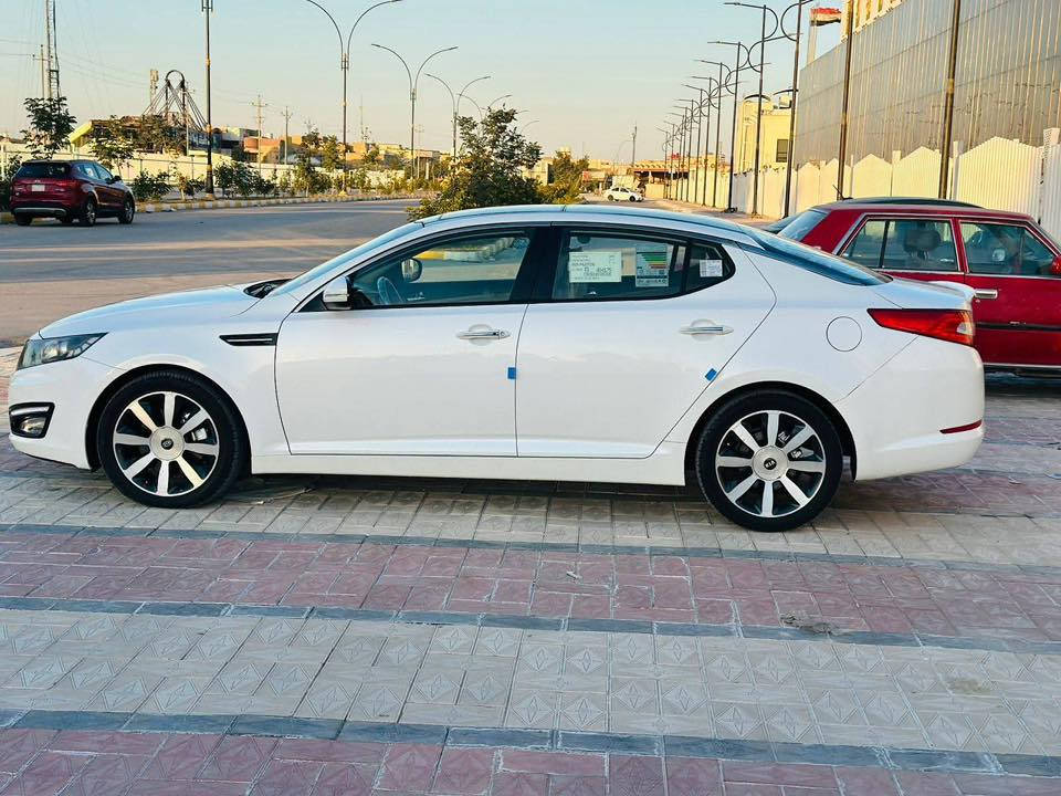 السلام عليكم
كيا اوبتيما خليجي 2013 حره بأسمي رقم بصره دولي خليجي مكفوله ضربه وصبغ وتبديل كفاله عامه فول مواصفات  بصمه .بصمة بوب. تحكم ستيرن. شفتات ستيرن .ايكو .كشنات جلد .حساس  خلفي. كامره .ويل كب 18.بني رامه .محرك 2000دوش للعلم السياره جديده وجاهزه ستخدام شخصي السعر ١٤٧وبيها مجال بسيط مكان الناصريه المركز الاتصال ***********
