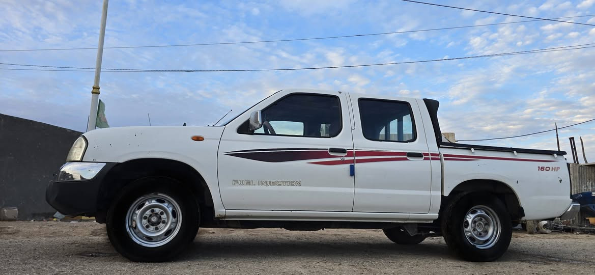 نيسان شبوط موديل 2009  رقم مثنى إنگليزي  سنوية تنتهي بـ 2029 
جواها تخم تاير جديد 
جام كهربائي 
تبريد ثلج 
شاشة أندرويد 
سنتر لوك قفل أبواب 
السيارة بأسمي تحويل مباشر 
تجي و تشوف بعينك وتقتنع يا الله تشتري 

السعر 115 ورقة قفل 

ملاحظة / ما انطي وكالة اسوي مكاتبة للشراي و انطيه مهله اسبوع واحد فقط للتحويل .
للإستفسار  : ***********
