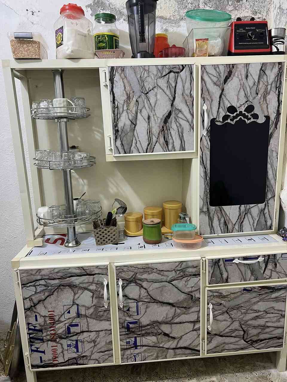 كاونتر ألمنيوم نظيف فقط ضرره فطر بالمرمر مال سنك السعر ١٥٠ وبي مجال


**إذا كنت صاحب هذا الإعلان وتريد حذفه لأي سبب، رجاءا أرسل رسالة إلى الدعم الفني**