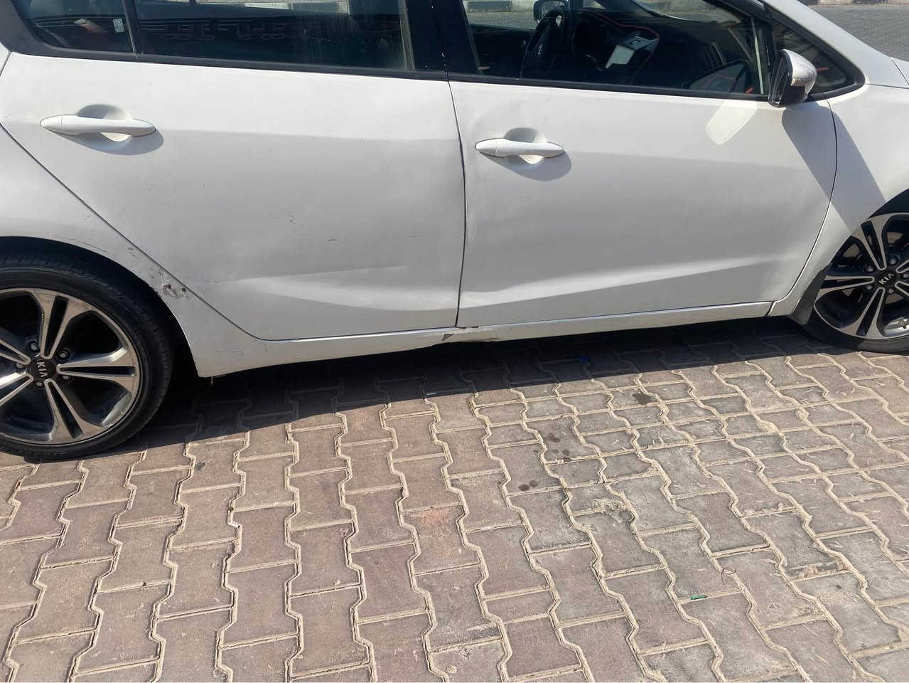 سيراتو  موديل 2013  رقم أربيل  باسم شركة الغلام  سيارة  محرك كير تمام  تبريد ثلج قطعتين  بيها نقص حداديه  فقط سعرها 100 وبيها مجال  مكان السياره النجف  مجاور مطعم ثابت رقم دولي جديد سنويه ساقطه صار سنه  تريد وكاله تريد تحويل ضربه قويه مابيها طخات بسيطه ومصبوغات تجي تفحص وتقتنع وبعدين عامل كلشي ذكرته عن السياره النجف, العراق


**إذا كنت صاحب هذا الإعلان وتريد حذفه لأي سبب، رجاءا أرسل رسالة إلى الدعم الفني**