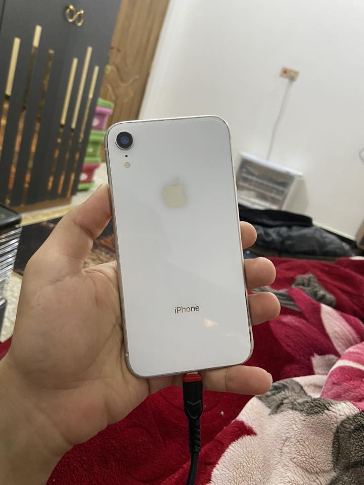 ايفون اكس ار 128 مبدل بطارية تفصيخ نسبتهة 80 متصرف فيس ايدي واكف فقط باقي جهاز مكفول كلة شغال نضافة 80/100 وانطي ويا بطارية جديدة سعر 165 مكاني بغداد محمودية او البياع متواجد ***********
