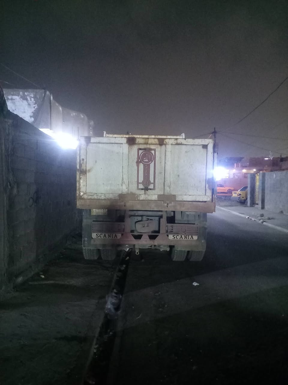 سلام عليكم
سياره سكانيه ١١٣ مكينه ١٢  ونص للبيع مكانها بغداد مدينه الصدر رقم ***********
