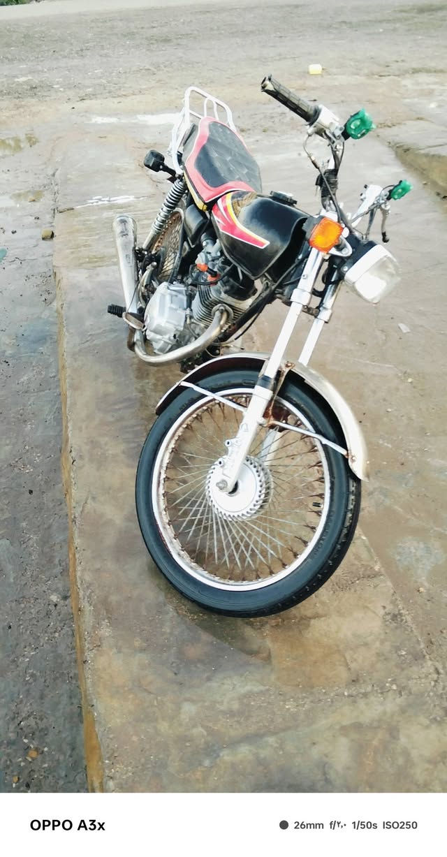 دراجه كلك مكفوله من كلشي وكله تعمير جديد العزيزية ه***********
