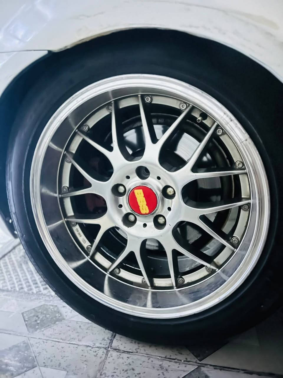 ويل BBS مع تخم تاير جديد مكان بغداد 
***********
