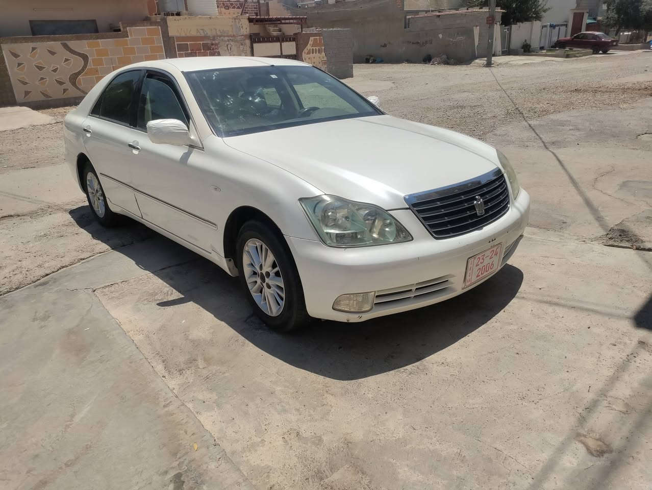 .
2005.بڕاوە،،180بچوک.بە.بچوک

سێ دوگمە وپەردە

***********::کەلار
