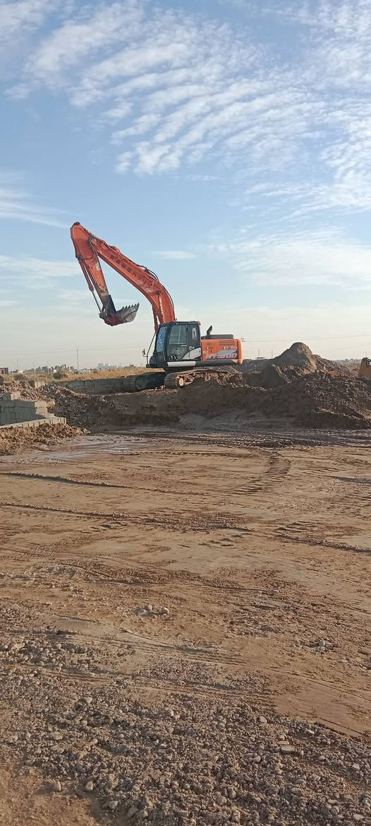 سلام عليكم حفاره بي فايف هايبرد للبيع 
جاهزه العمل كفاله عامه من صبغ أو فتح شركه موديل 14 أصل  بعده منفيس الا ستفسار عل هاذه رقم‏‪
‏‪0786 743 3062‬‏
ملاحظه خاص ماكو
