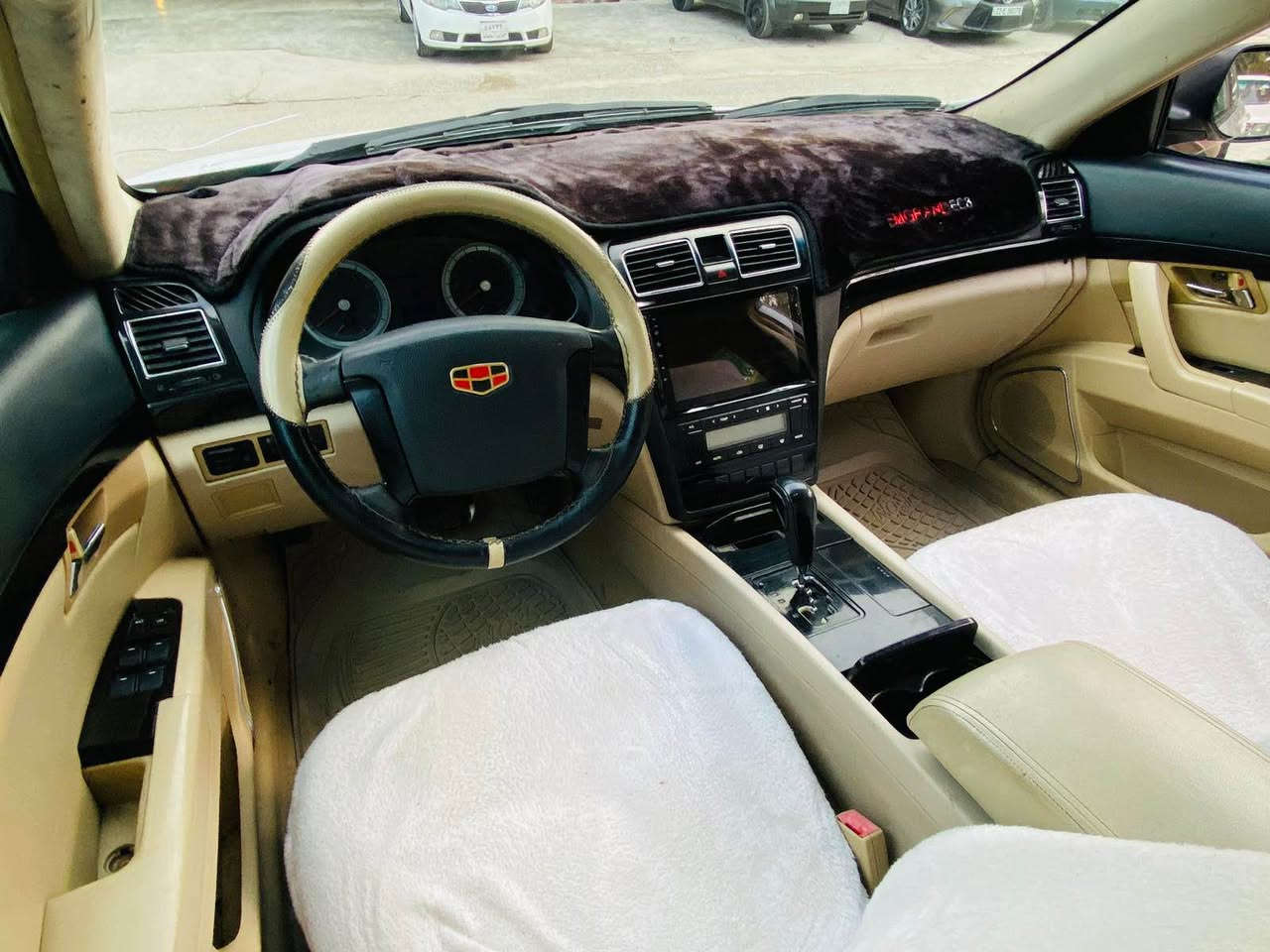 ئیم گراند علوجە بە س کێشە  ی مە دە نی بە شە رت 2013 فول مواسەفات  بەشەرتی گێر ومەکینە و تەبریدو  ھەموگیانی  بەشەرت لێدانی  ھیچ  نیە سەیارەکە  زۆرجوانە مالێ  دۆستە 
4تایەی نوێیە  3پارچەی پەمە
سعری 45 وەرەقە کمیک مجال
لەکۆ یە دادەنیشم 
***********
*********** كويسينجاك, أربيل
