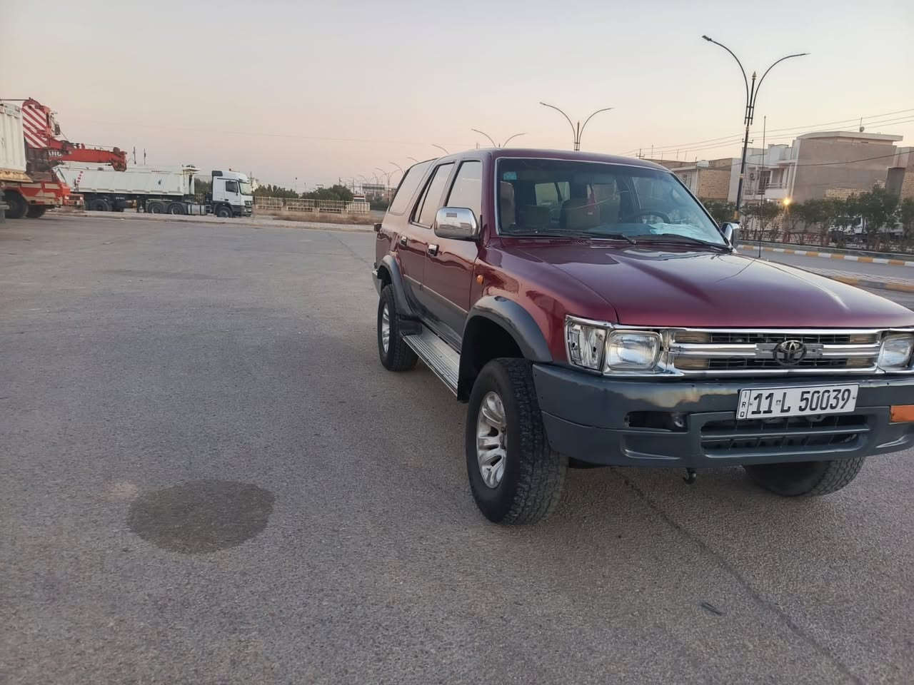 سلام عليكم
فوررنا 1995
مكينه وكير بطه جديد 
صبغه جديده 
رقم انكليزي بغداد 
المكان واسط الكوت 
السعر 42
***********
