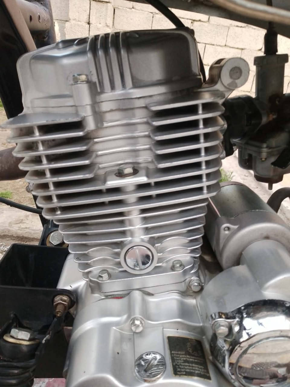 محرك جديد للبيع برقي 13 محرك  مامفتوح انتصال ***********
