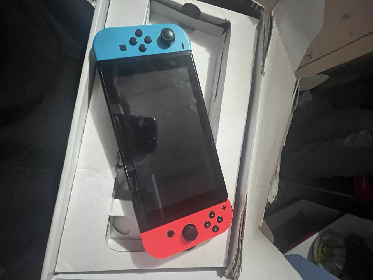 للبيع نتدوسوج
مهكر وطفه وراح تهكير
250
رقم ***********
العنوان بغداد بياع
