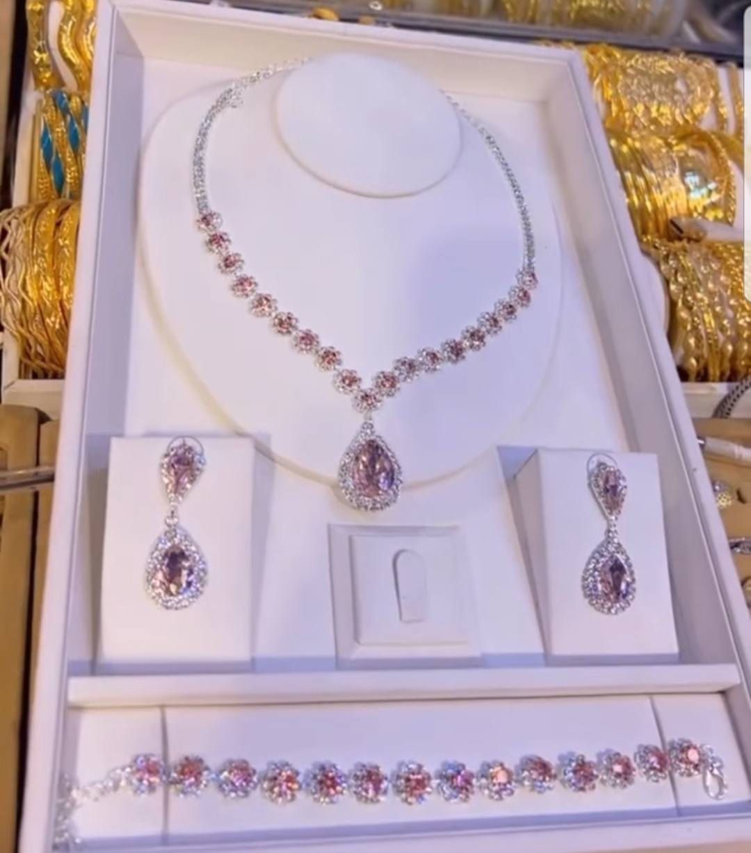 احلى طقم للعروساات طقم زاركون طلاء ثابت


**إذا كنت صاحب هذا الإعلان وتريد حذفه لأي سبب، رجاءا أرسل رسالة إلى الدعم الفني**