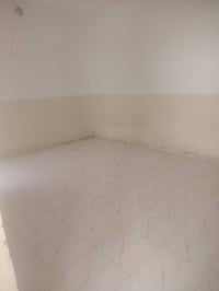 بيت ايجار 120 غرفتين وصاله ومطبخ وصحيات  البيت جاهز من كلشي شارع المطا...