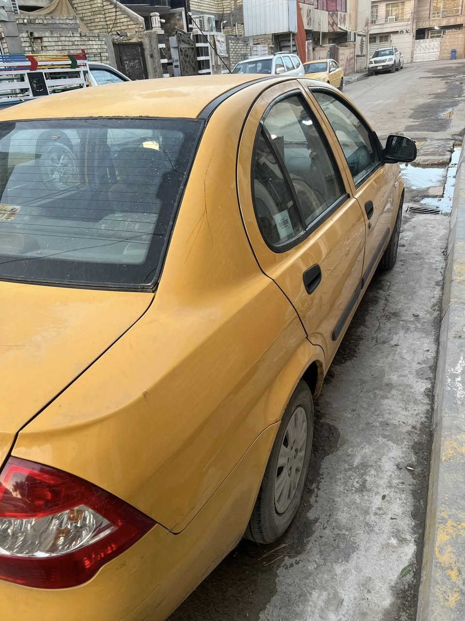 السلام عليكم ورحمة الله طيبه موديل 15 محرك خير من الله صدر حداديه زينه لا بيه تبديل ولا ضربه فقط طخة بالدعاميه اماميه سيارة تجي وشوف سيارة بسمي شخصين 
سعرة 35 
***********
