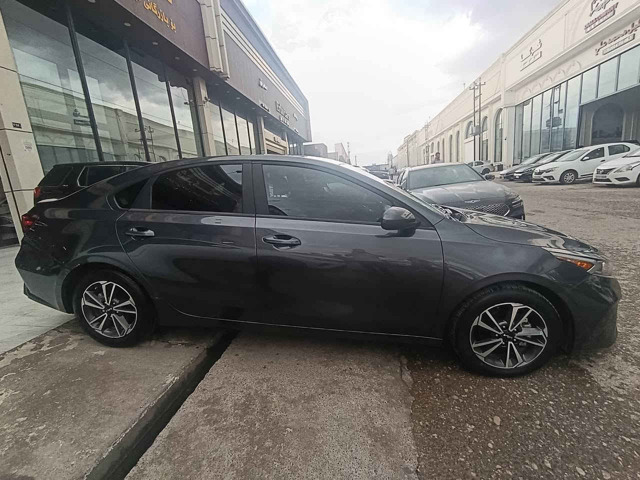 Kia Forti 
موديل 2024
ماشيه 14 الف ميل
لون نفطي
سعر 145 ورقه بدون رقم
رقم كاتي تترقم محافظات الاقليم
أربيل/دهوك/سليمانيه/حلبجه
مدة الترقيم 90 يوم من تاريخ الشراء 
حادث السيارة: بدون حادث مكفوله دعاميه ل دعاميه(فقط 3 قطع كلير امريكي بدون معجون فقط رش)
كافه الايربكات سلميه 💯/100شركه ماطاك
مواصفات 👇
محرك 2.0 دوش المرغوب
شاشه كبير 
ويل كب
تحكمات فول
رادار امامي و جوانب
سيارة باربيل شركة نور البصرة موجودة 
بيع فقط شراي يتصل
*********** واتساب 
***********
