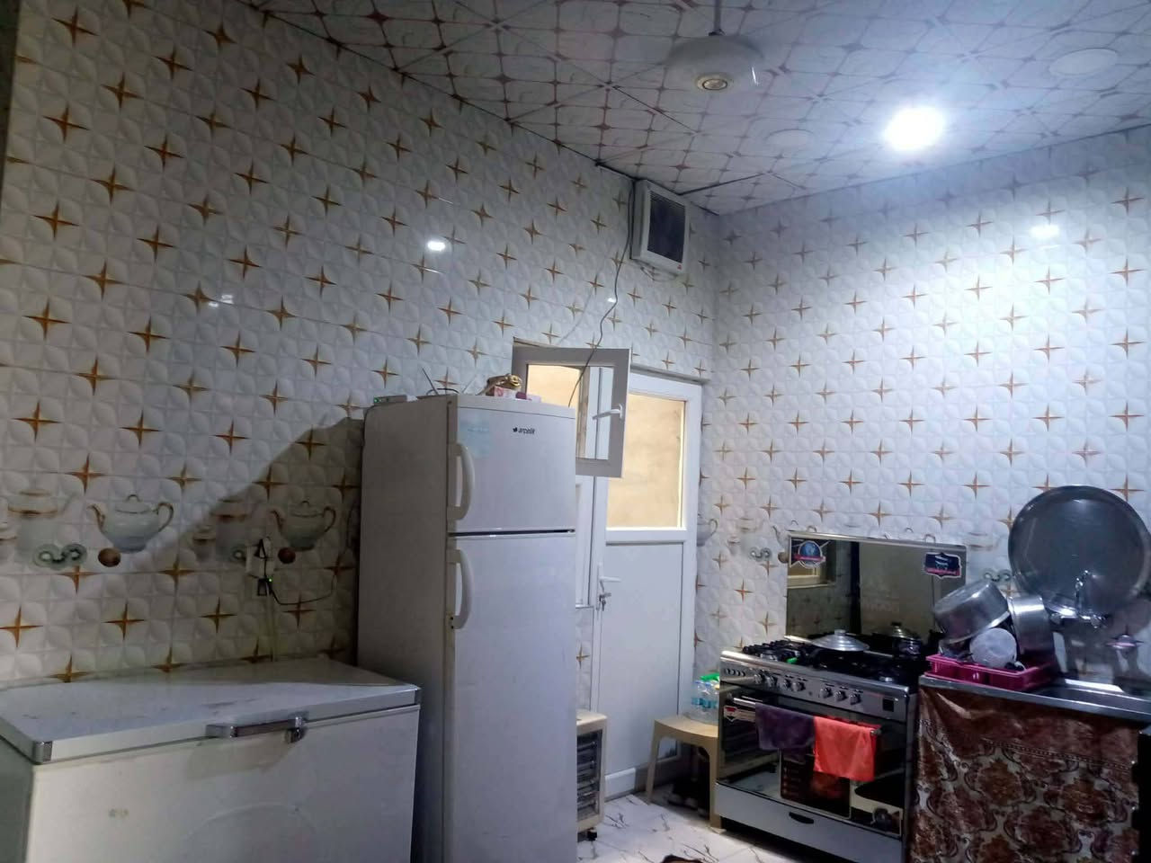 غ متاح بيت100متر طابو صرف المكان كركوك منطقة حي 77شارع 20خلف مول موفق للأستفسار***********
