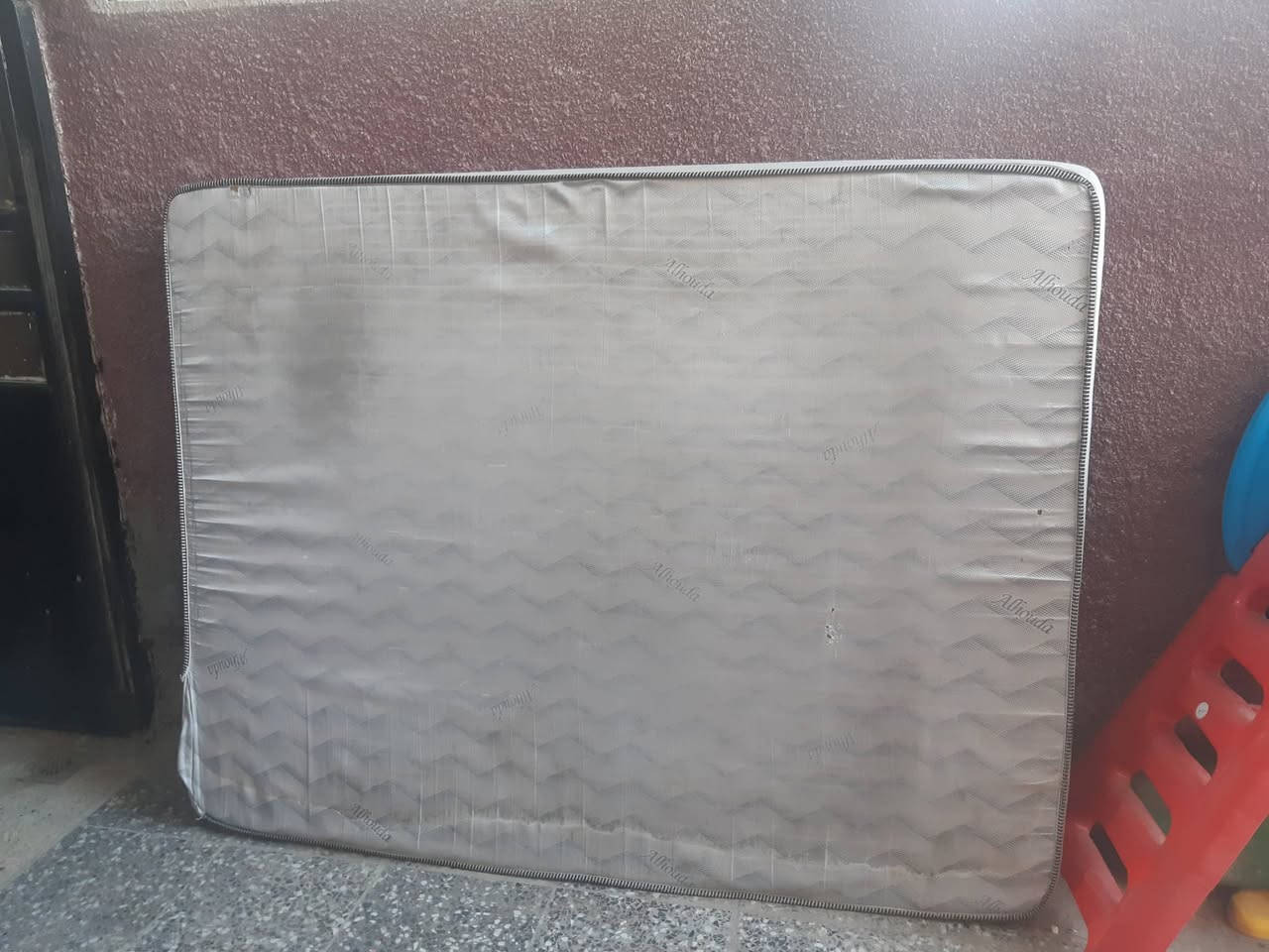 دوشك نفرين للبيع


**إذا كنت صاحب هذا الإعلان وتريد حذفه لأي سبب، رجاءا أرسل رسالة إلى الدعم الفني**