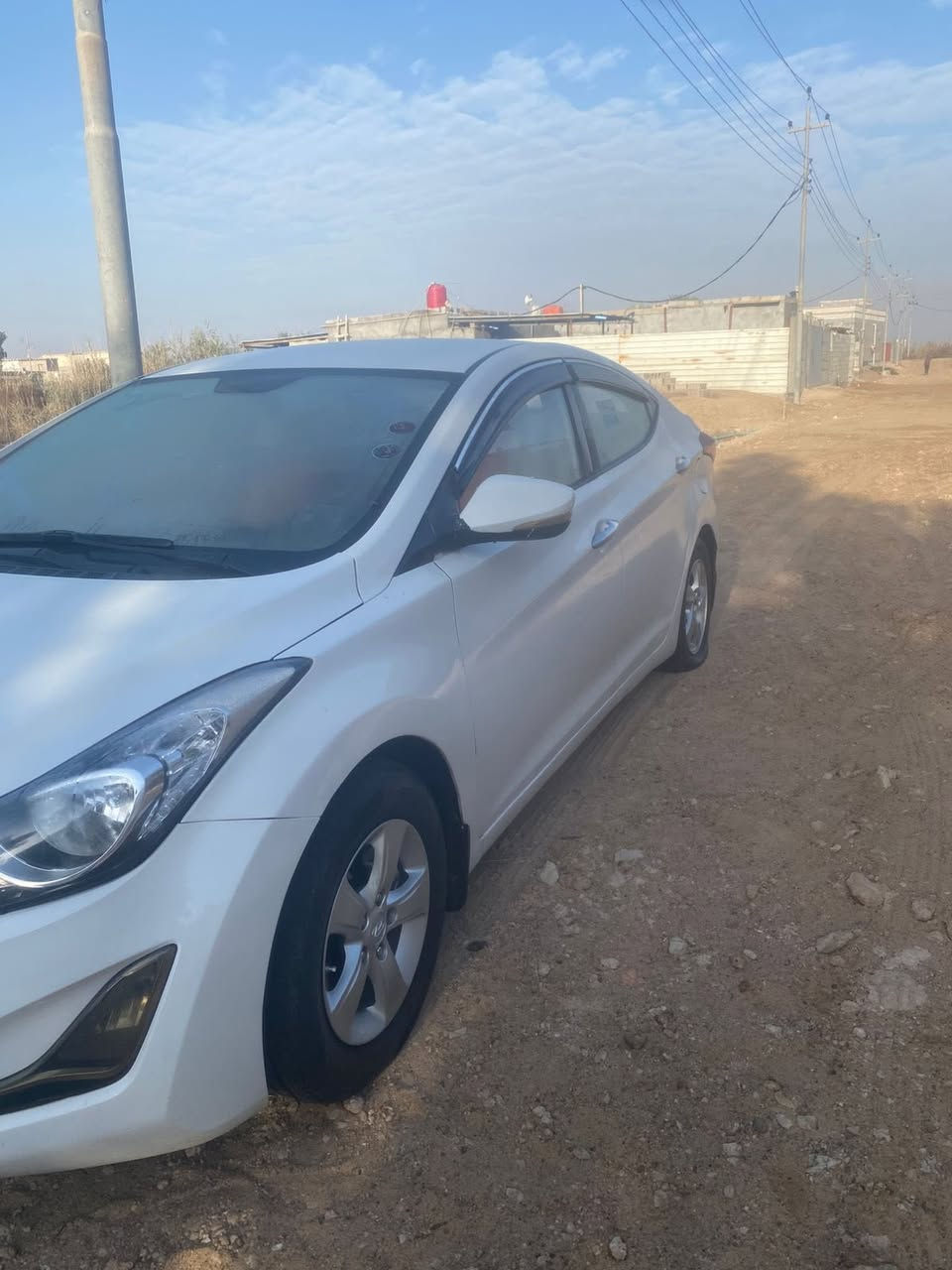 سلام عليكم سياره الانتره 2012خليجي سنويه ما منتهيه رقم بصره كير محرك تخم تاير تبريد ثلج السعر95وبيهاا مجال قليل المكان البصره الهارثه شارع المسحب ***********
