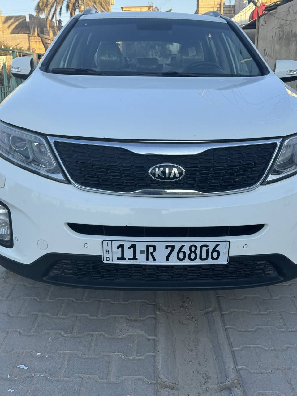 كيا سورنتو 2015 خليجي رقم بغداد مكفوله كفاله عامه
7راكب مع كشنات جلد 
 حساس امامي خلفي  
 3 قطع تبريد 
 3 انظمه قياده 
 يو اس بي
 بردات بلادية 
 تحكم ستيرن 
قماره حديد
 كامرا خلفيه 
‏V6 ستة سلندر 
جاهزة بدون اي نقص
رقم بغداد باسمي شرط  التحويل ثاني يوم 
مكان السياره بغداد 
السونار موجود 
السعر  185وبيه مجال                ***********
