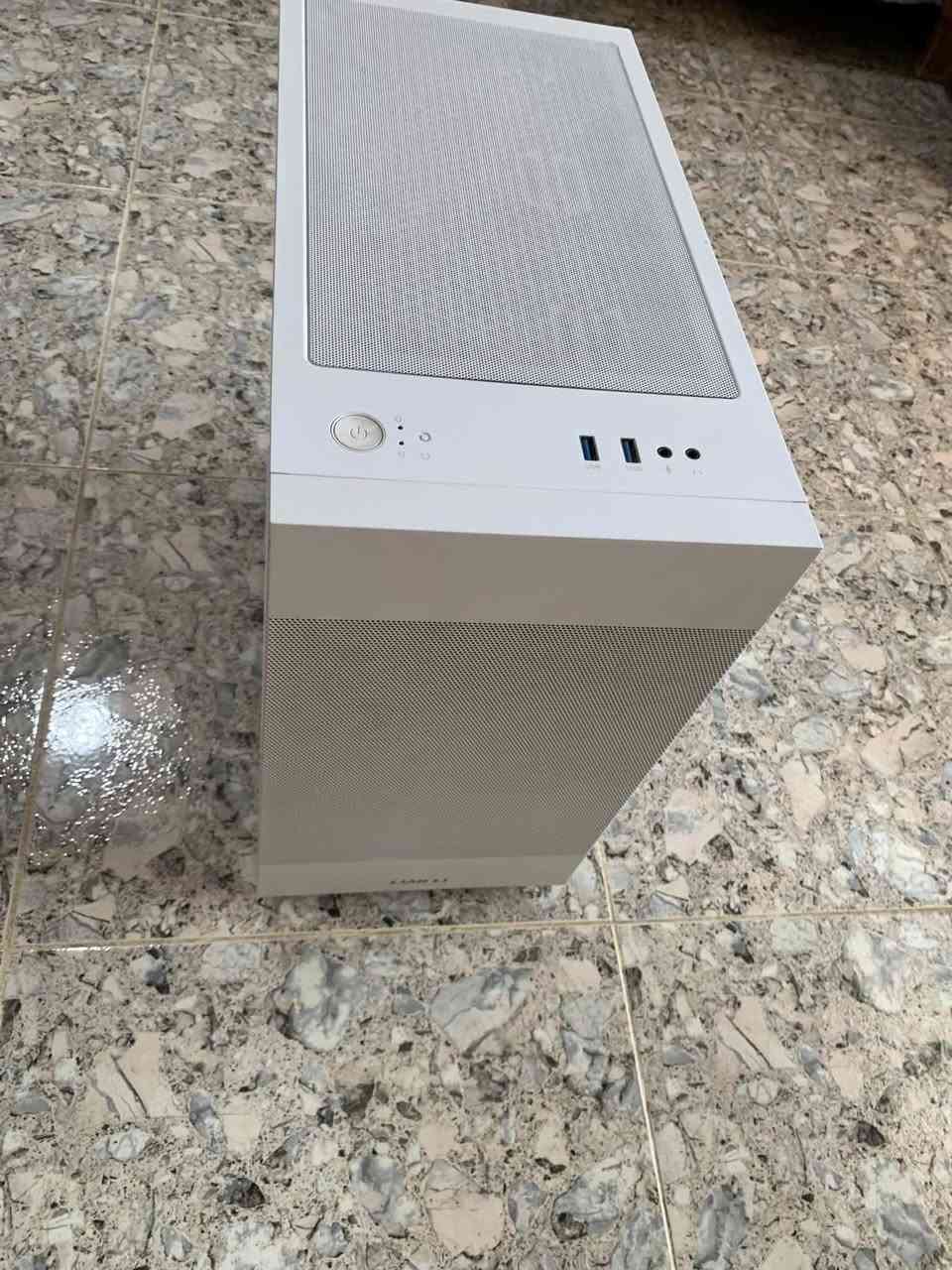 تجميعة pc للبيع
الموصفات معالج : i5 9400
رام : DDR4 16GB
كارت شاشه : GTX 1650 4GB
بور سبلاي : Corsair CX550 - 550w
مذربورد : msi B365M PRO-VH 
السعر قيم باليرضي الله ولاتكسر


**إذا كنت صاحب هذا الإعلان وتريد حذفه لأي سبب، رجاءا أرسل رسالة إلى الدعم الفني**