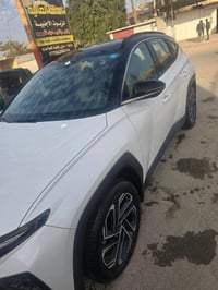 توسان 2025 خليجي سيارة بدون ضربة صبغ ربع البنيدبدون حادث سيارة ماشية 3...