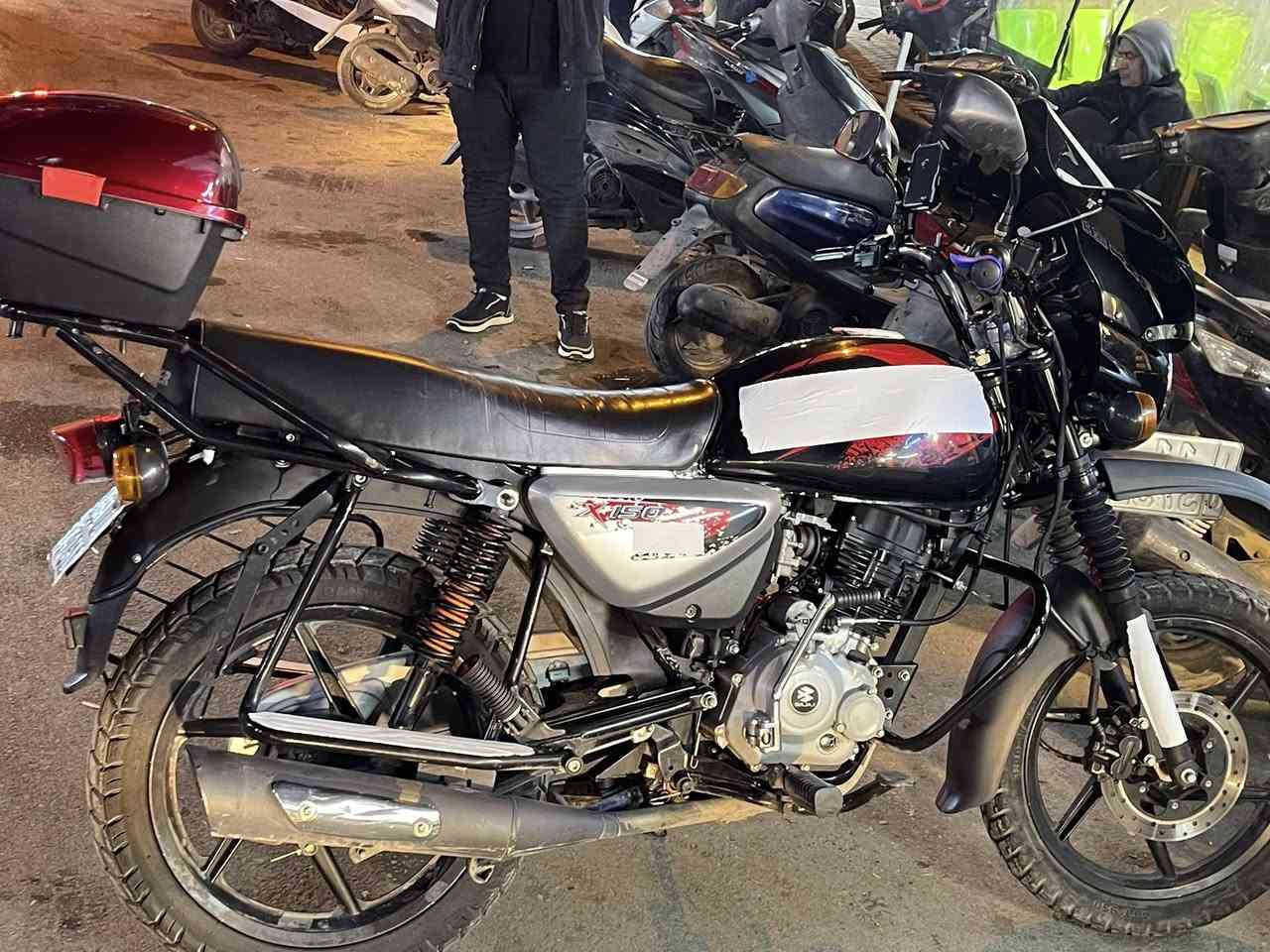 يالله…
بوكسر موديل 23 ع24 مرقم                                                          
             
سنويه ولوحات انكليزي 

مكفوله كفاله عامه تحويل ثاني 

يوم جيب فيتر وتعال افحص 
 
مكاني بغداد الاعظميه
***********  متواجد واتساب…
