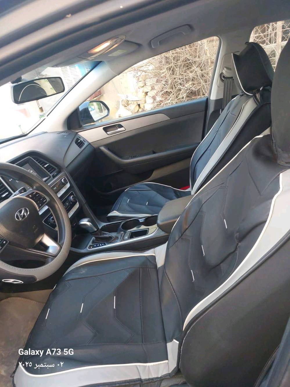 سلام عليكم
سوناتا للبيع موديل 2018 وارد امريكي جاملغ - وبنيد كلير فقط رقم نجف الدولي بأسمي تحويل ثاني يوم مواصفات SE رادار جانبي وخلفي كامرة خلفية تحكمات ستيرن 3 وضعيات قيادة منظومة كير وحداديه. ممتازه. تبريد ثلج زنون عالي ناصي السعر 123 المكان الديوانية _قضاء غماس للاتصال ***********