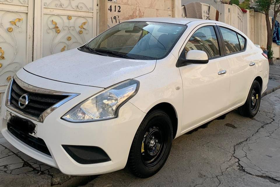 نیسان سەنی لاکشمیبای 2016
ڕەقەم و سەنەوی تازەیە 
هیچ مەسرەفێکی تێدا نییە 
سەیارەکە بێ بۆیاخە 
جەمپەکی زۆر خەفیفی پشتی هەیە بەبی ناوەوە
دوو بست کارتی هەیە
ماباقی هەموو گیانی بەشەرت 

سعر: لە کۆمێنت داوای بکە ڕاستەوخۆ بۆت دێت 🤖 

گێڕ و مەکینەی بەشەرت 
هیچ کێشەیەکی تێدا نییە 

ژمارەی مۆبایل 
***********
وەتسئاپ
