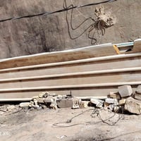 سندويج مستعمل • قطعتين • طول ٧ ونص