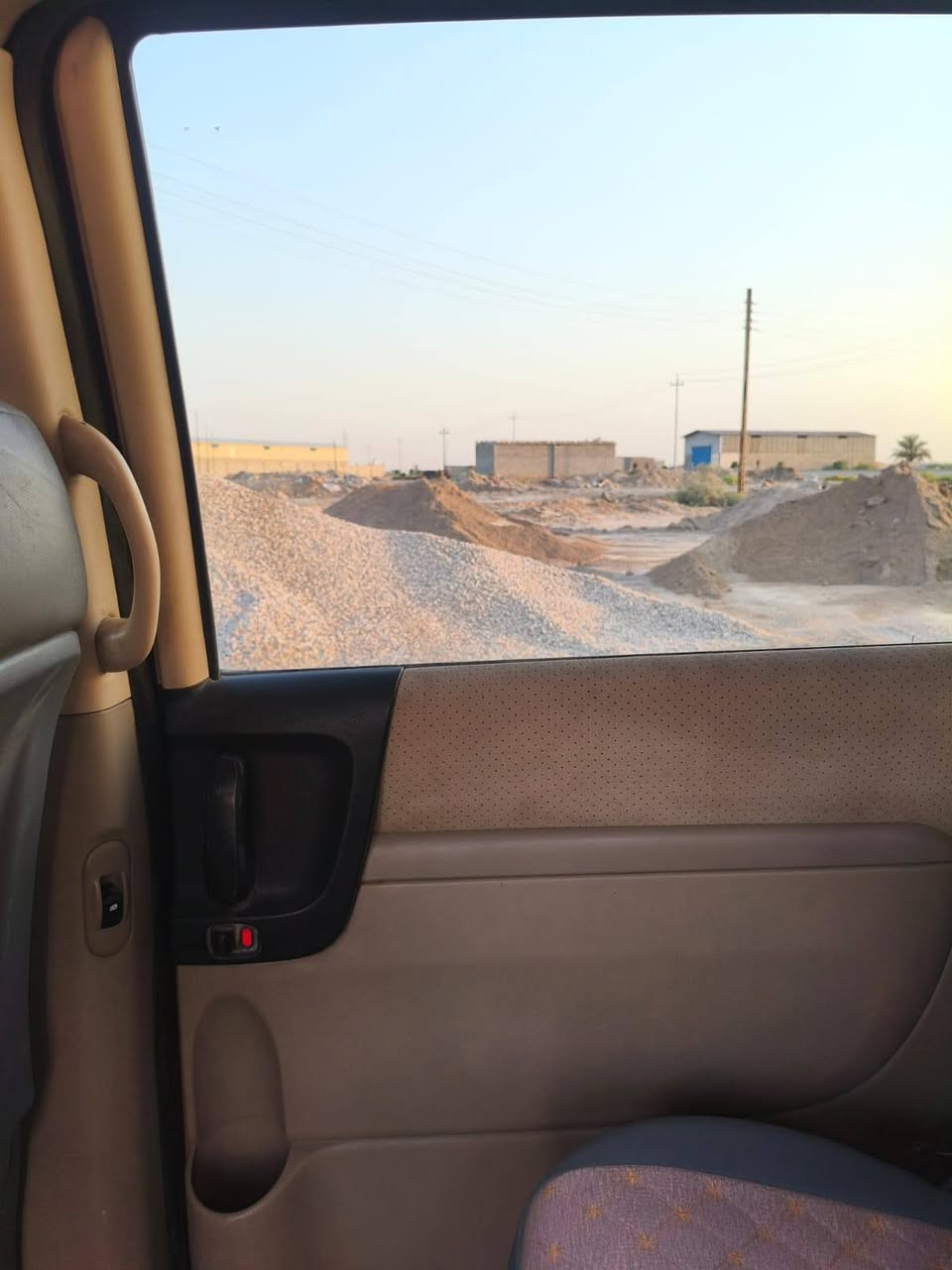 السلام عليكم للبيع هونداي انتروج ٢٠٠٨
حادثها جاملغ أمامي وخلفي ومصبوغه احزام بغداد ألماني سنويه نهاية ال ٢٧ بدون تحويل كير مكينه حداديه كهربائيات كلها شغاله مكان بابل شوملي السعر ٦٥ وبيها مجال *********** او ***********
للعلم التبريد نقص غاز وفريز دشبول
