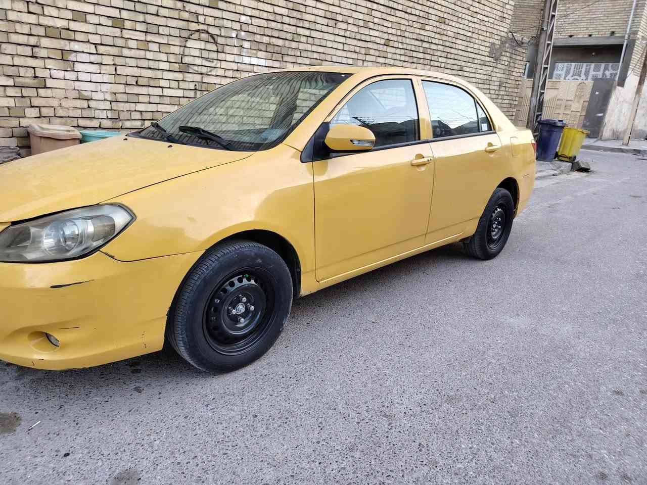 بيو أيدي مديل 2013 مديل وكير عادي مكفولات
صدر مامي خلفي جديد تبريد جديد تخم تأير ويل جديد 
باتري جديد سياره بسمي هيه غرامات مصفره سعر ٤٧
رقم ***********
