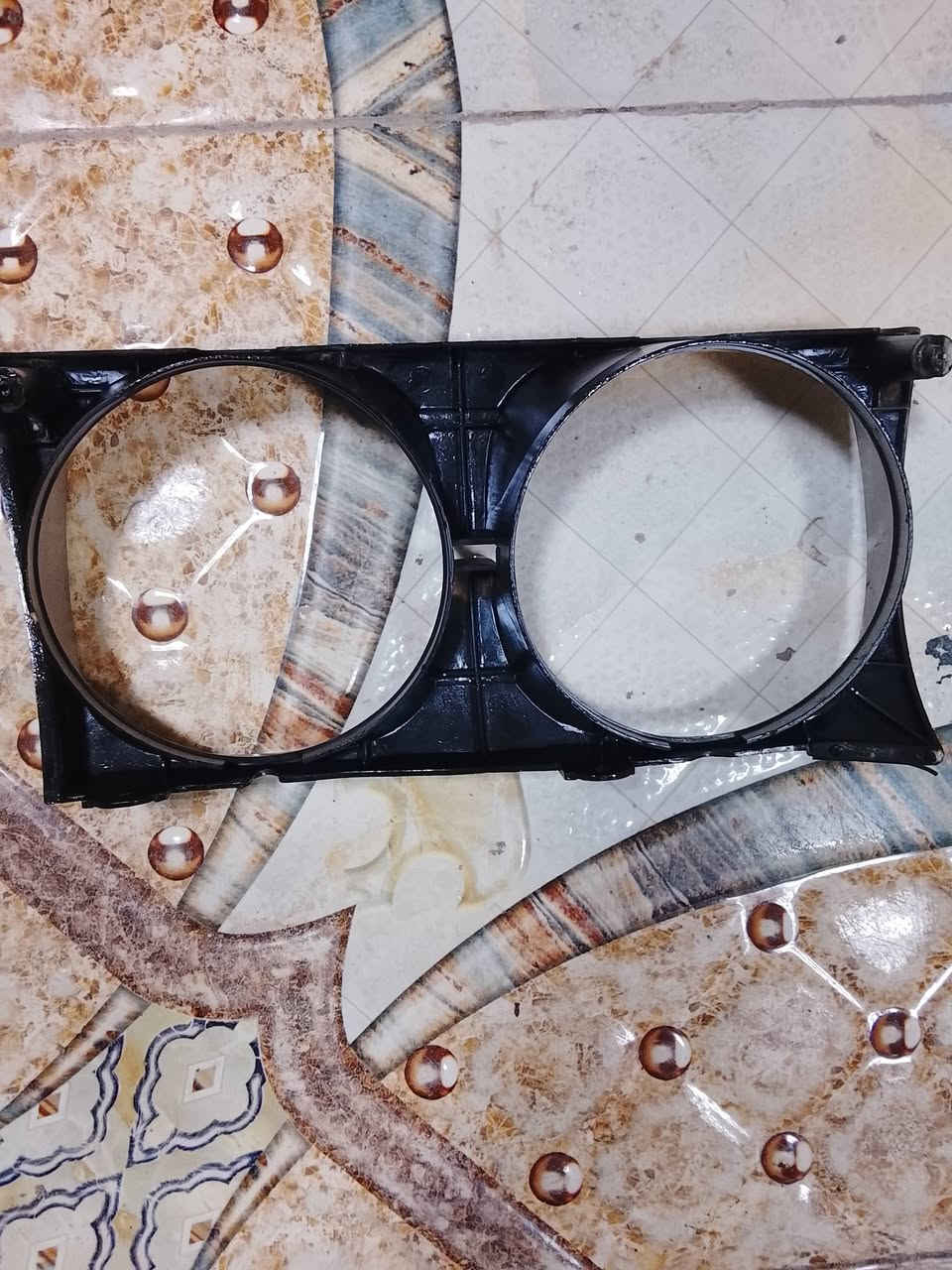 جنبر لايت ارنب ديلوكس جهت الايسر
السعر 100وتوصيل مجاني 
العنوان البصرة تنومة 
الهاتف ***********
