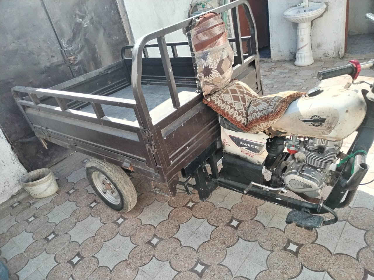 السلام عليكم ستوته البيع ماعوزه شي هندر واحد شغاله مكينه خير من الله بس اورقه ضايعه بل بيت سعره 650 وبيه مجال


**إذا كنت صاحب هذا الإعلان وتريد حذفه لأي سبب، رجاءا أرسل رسالة إلى الدعم الفني**