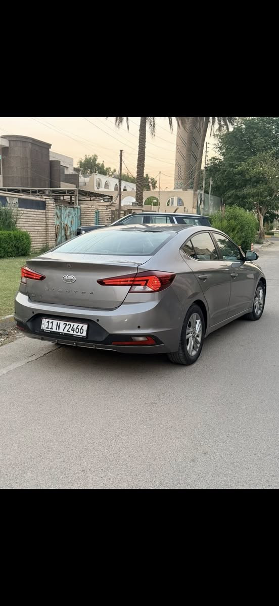 عيدكم مبارك
سلام عليكم 
النترا 2020 امريكي رقم بغداد بسمي تحويل ثاني يوم هزه جديده سنويه لل30 نص فول موصفات/ شاشه رادار امامي رادار جانبي توقف ذاتي قياده ذاتيه تحديد مسار تحكم جهتين ثلاث وضعيات قياده شاشه اعطال نظام توفير الوقود تبريد منضومه جديده  ثلج شرط اطفي تخم تاير جديده بطاريه جديده كير At المرغوب السيارة خير من الله السياره عليها نانو سيراميك  ومنضومه زنون مثل ما موضح حادثها فقط بنيد صبغ ليبل واحد السياره الجاملخ نفسه راجع بدون ايرباك
للاستفسار ***********
العنوان البياع تحياتي للجميع  
السعر 122
