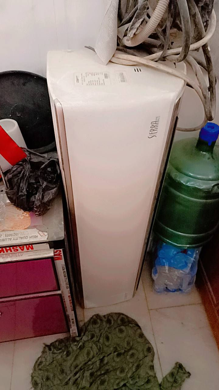 السلام عليكم سبلت طن تتفئ تبريد للبيع وعندي قطعه داخليه 2طن جديده للبيع للتواصل *********** 
البياع الشرطة الرائعة
