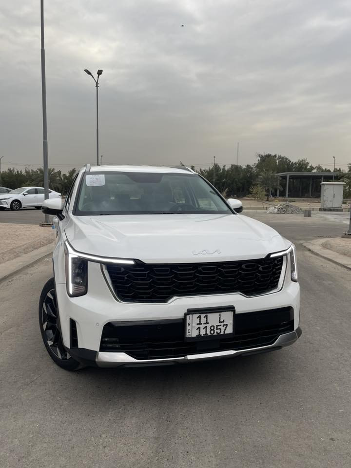 السلام عليكم كيا سورنتو 2025 زيرو
ماشيه 2000كيلو
موصفات              دوشمه عام جلد اصلي
داتشو
ويل 20 
سايد بريك بصمه 
كشنات كهرباء
بغداد الرصافه
***********
320 مجال بصيط
