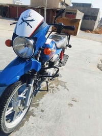 عيني موطور موديل 21 والسعر على خاص الرقم 07852363465