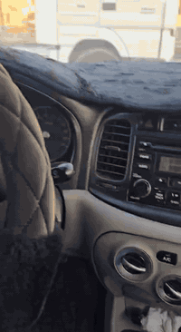 اكسنت 2009 للبيع محرك 14 فول عادي بدون ظرر فقط بخ جاملغ اليمن الامامي بدون معجون رقم جديد سنويه جديده السعر  80$ بي مجال اتصل *********** ودلل المكان موصل
