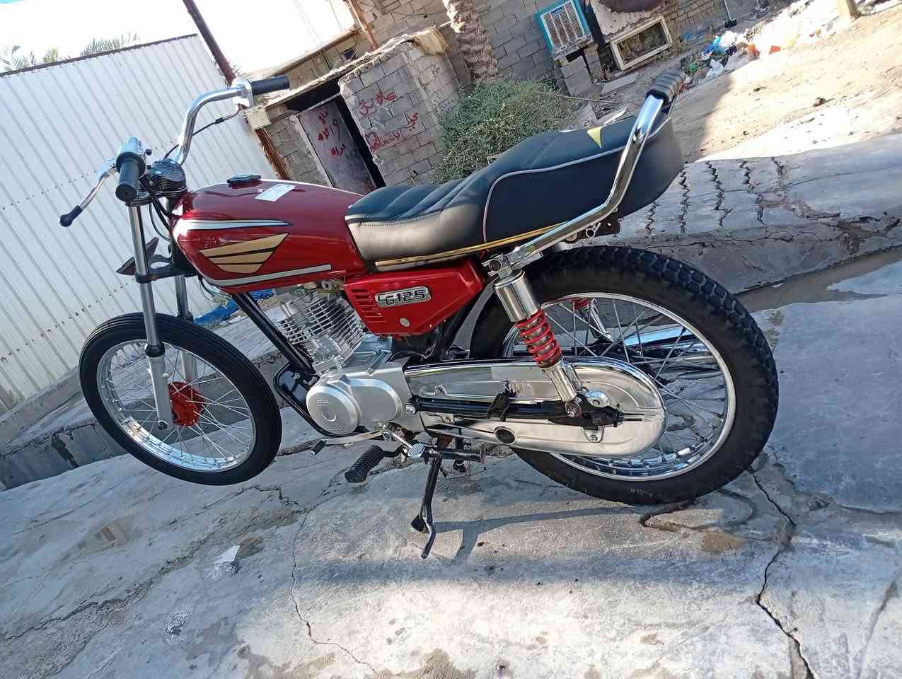 1- نامه شلامجه
 2- دراجه ما مفتوح بيه برغي  3- دراجه كلك 4- سعر خاص


**إذا كنت صاحب هذا الإعلان وتريد حذفه لأي سبب، رجاءا أرسل رسالة إلى الدعم الفني**
