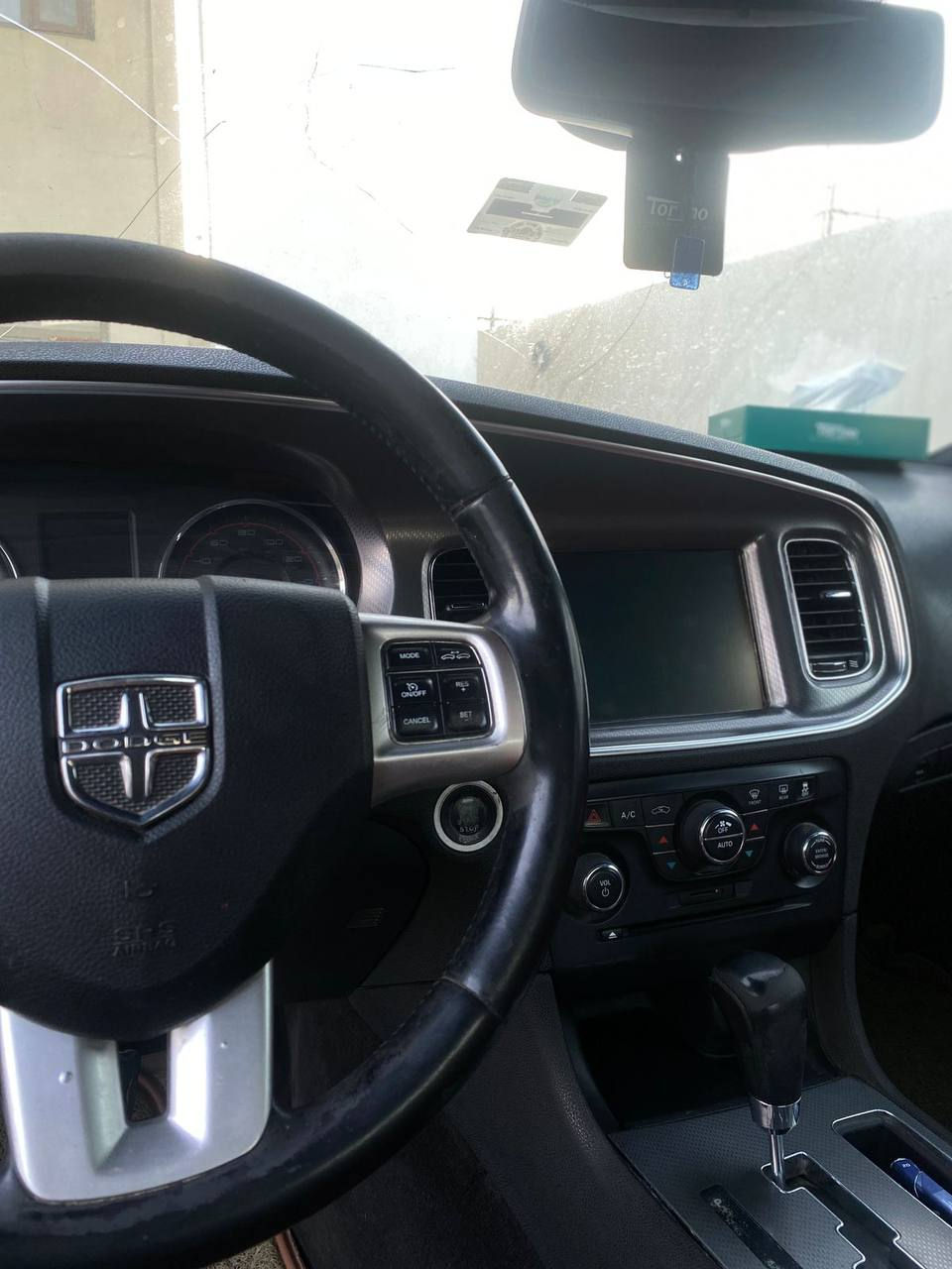 السلام عليكم جارجر 2011 5.7 HEMI MAX

مشدود عليهة منظومة غاز 
فول مواصفات 

رادارات 

كلاصات تدفئة تبريد 

كشنات جلد كهربائي خزن تدفئة 

تحكم دواسات بانزين بريك 

مثبت سرعة 

النقطة العمياء

والمواصفات الباقية مال الفول بعد هواي

حادثها جاملغ سرقة و 3 قطع ب العراق 

للاستفسار ***********
